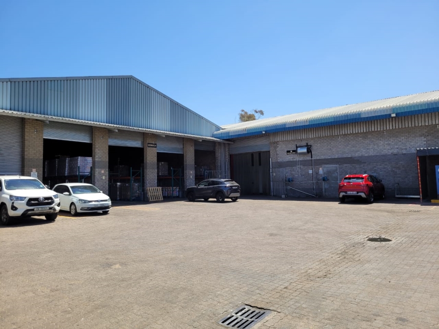 To Let commercial Property for Rent in Killarney Gardens Western Cape